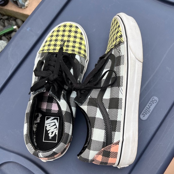 Vans Unisex M-8 W-10 EU 41 rare pattern low tops - Picture 9 of 10